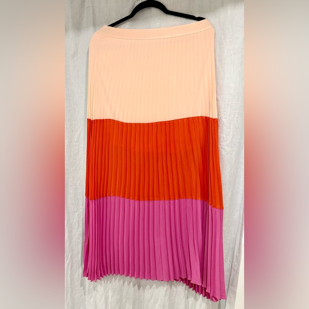 Express Colorblock Pleated Midi/Maxi Skirt. Size small